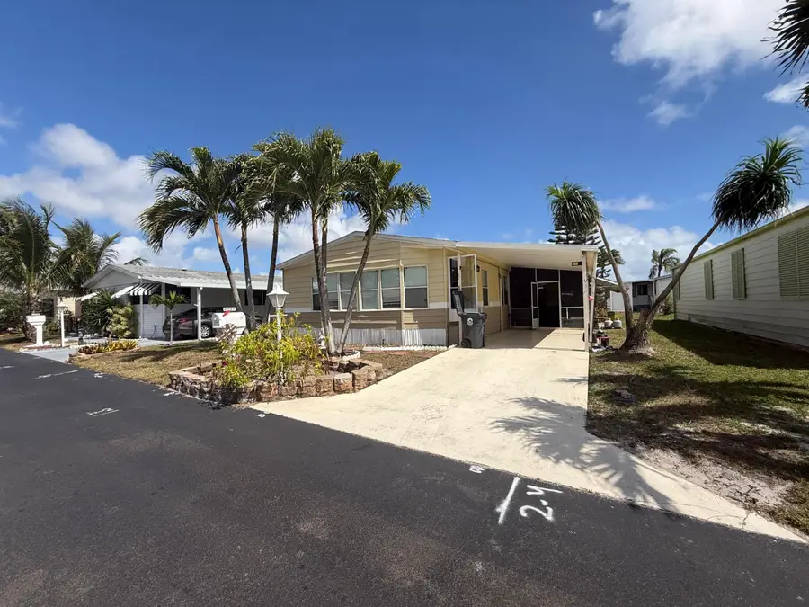 6092 Palm Breezes Drive, Lake Worth, FL 33462 - #2