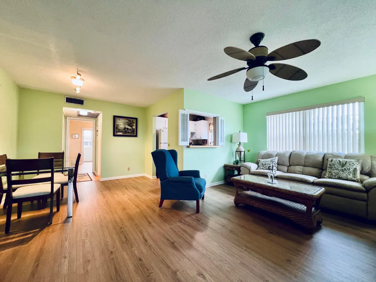 40 Dorchester B, West Palm Beach, FL 33417 - #1