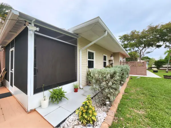 200 E Hemingway Circle, Margate, FL 33063