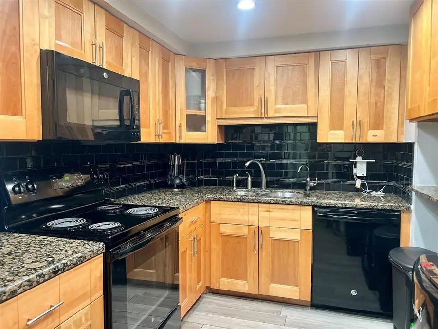 3900 N Hills Drive, Hollywood, FL 33021 - #3