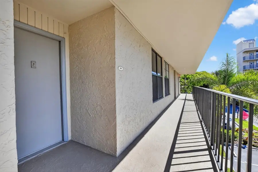11 Royal Palm Way #3040, Boca Raton, FL 33432 - #3