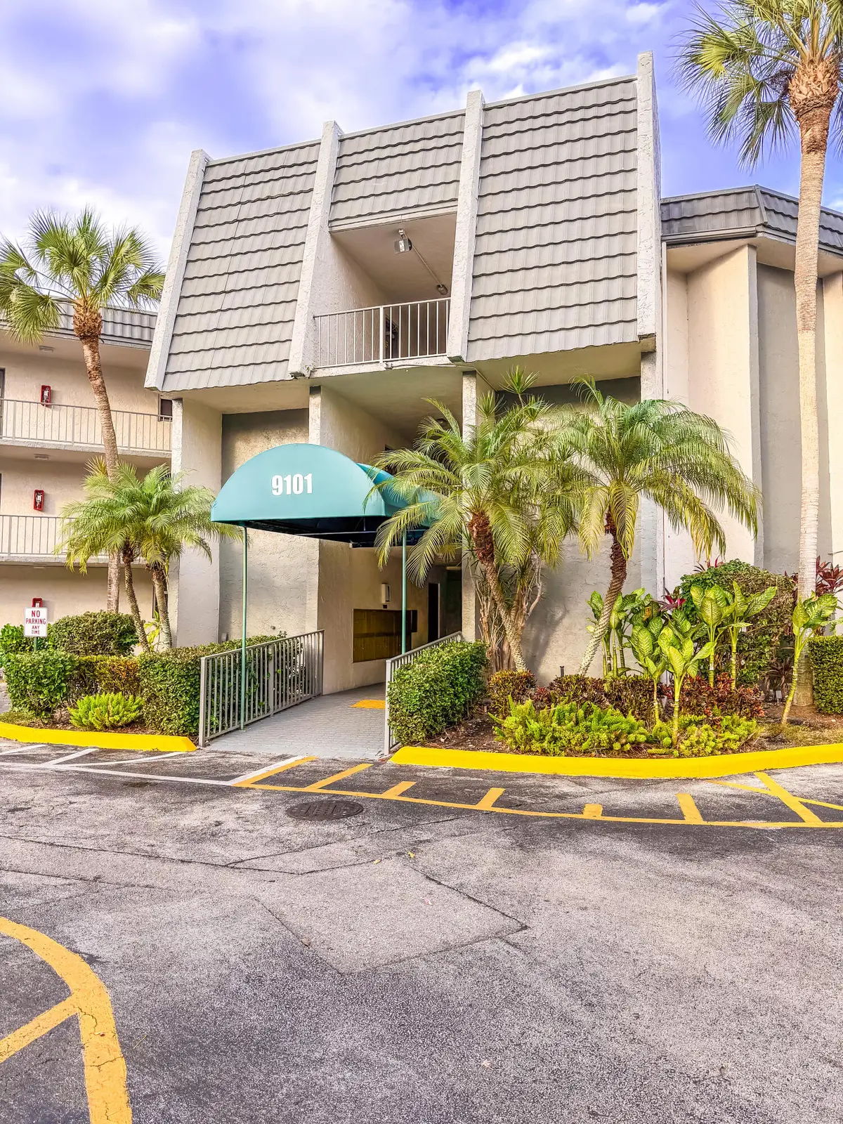 9101 Lime Bay Boulevard #114, Tamarac, FL 33321 - #1