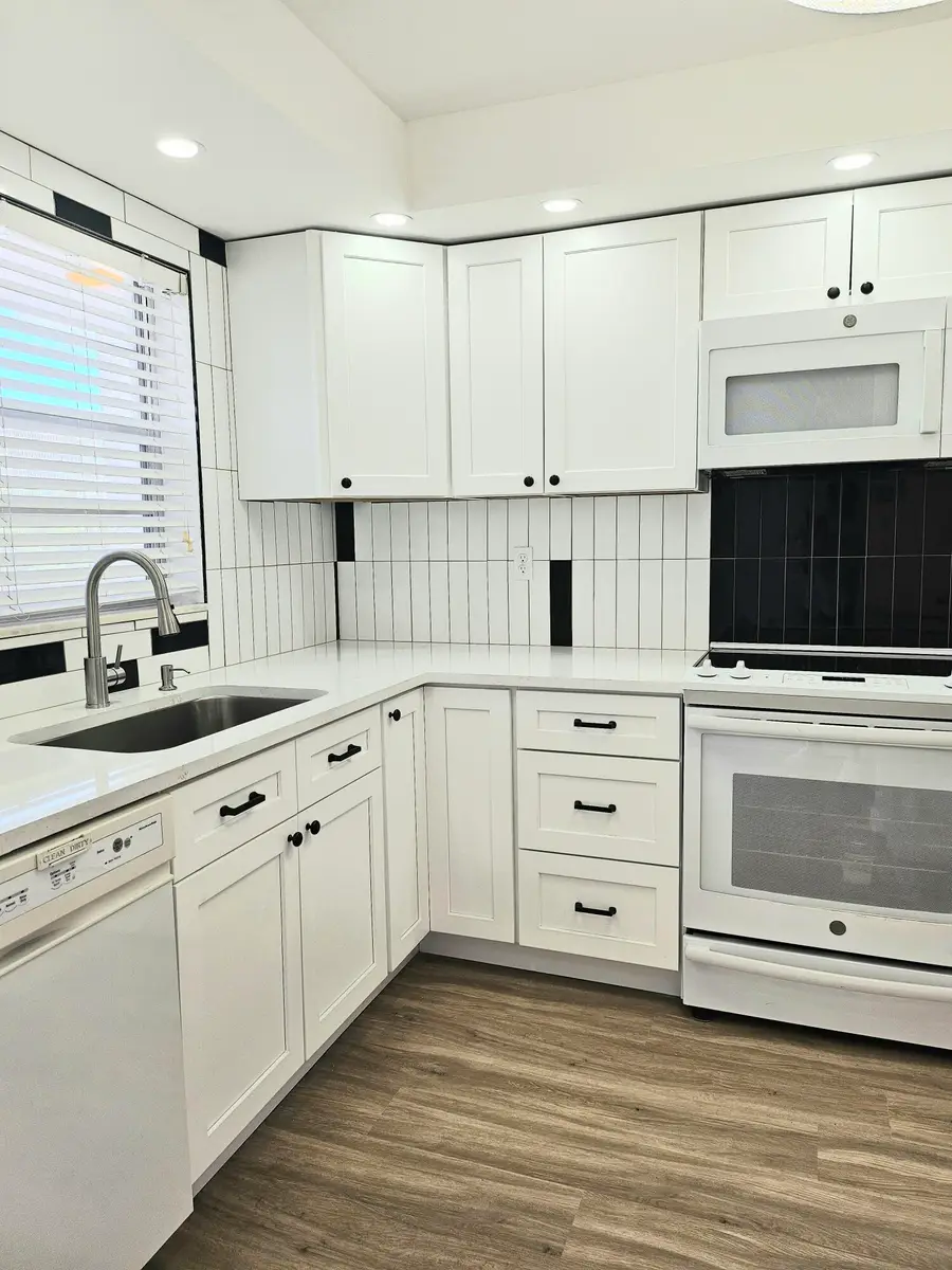 5860 NW 44th Street #412, Lauderhill, FL 33319 - #2