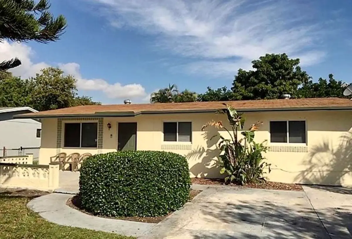 2811 NW 8th Street, Pompano Beach, FL 33069 - #1