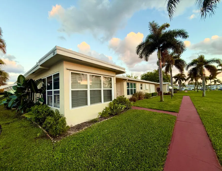 220 Country Lane #A, Boynton Beach, FL 33435 - #2