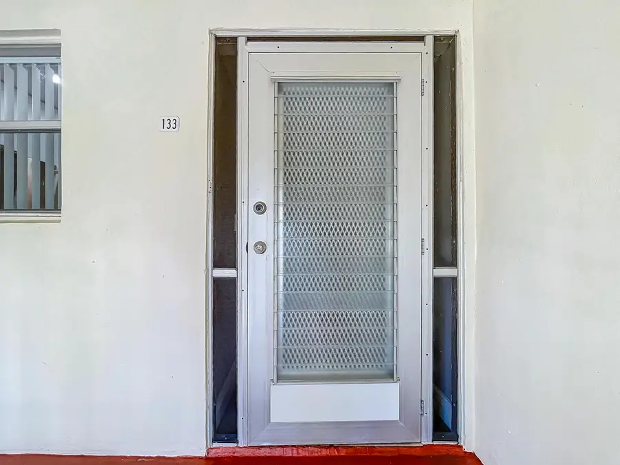 133 Lake Evelyn Drive, West Palm Beach, FL 33411 - #3