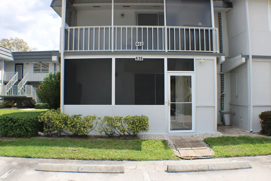 638 Saxony N, Delray Beach, FL 33446 - #2