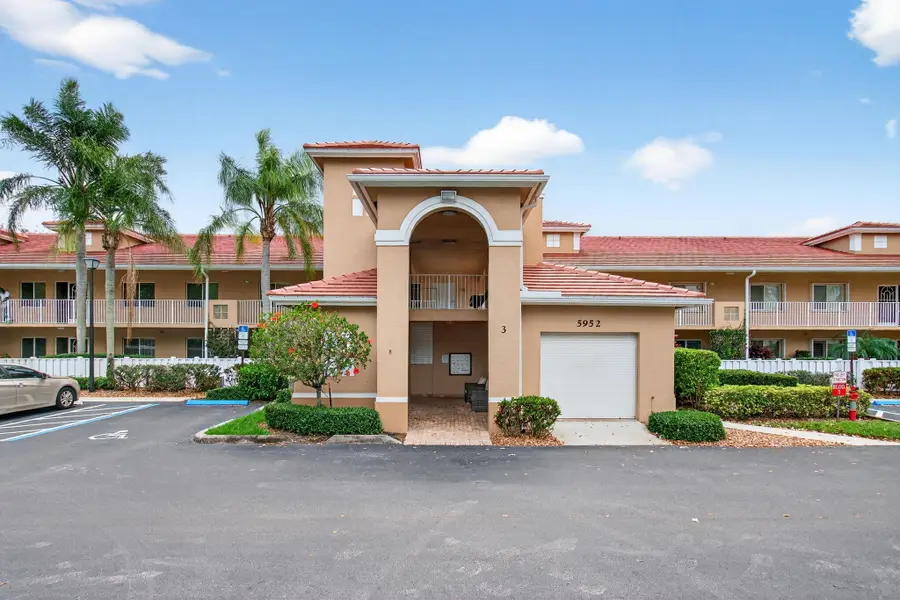 5952 Regal Glen Drive #104, Boynton Beach, FL 33437 - #2