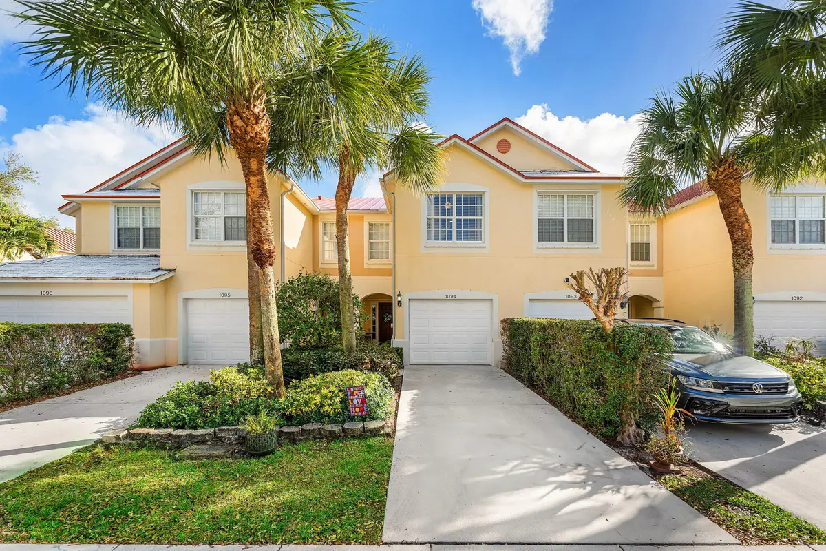 1094 Pinewood Lake Court, Greenacres, FL 33415 - #1