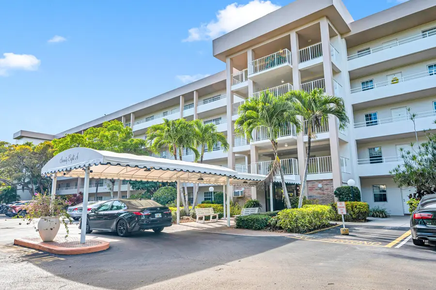 3970 Oaks Clubhouse Drive #401, Pompano Beach, FL 33069 - #2