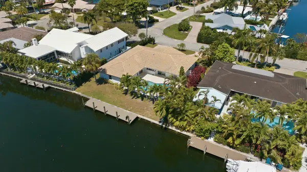 2810 NE 52nd Street, Fort Lauderdale, FL 33308