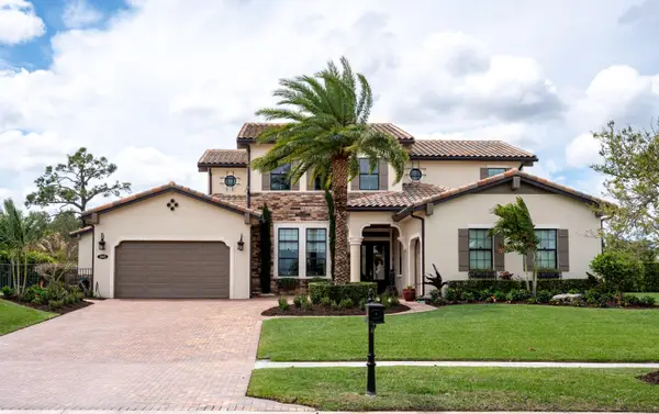 3045 NW Radcliffe Way, Palm City, FL 34990