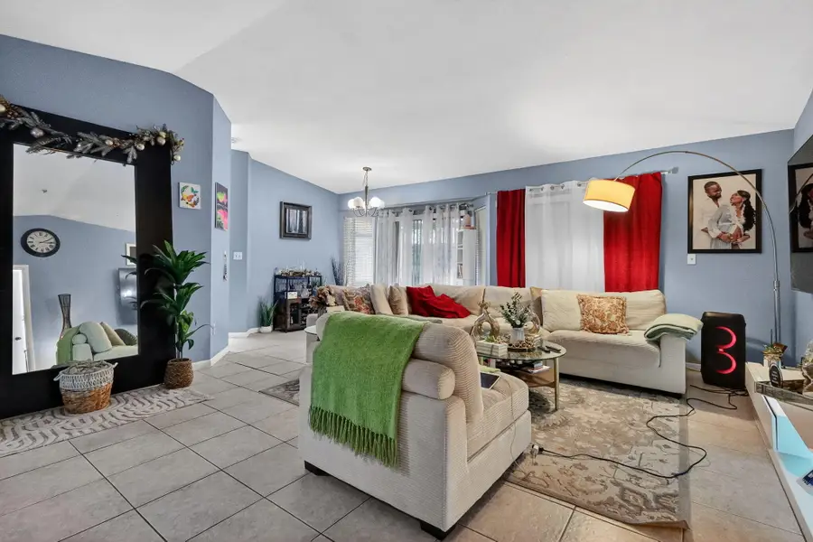 9721 W Daffodil Lane, Miramar, FL 33025 - #2