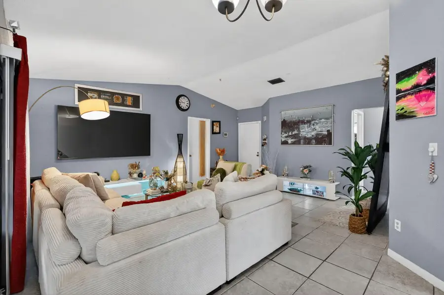 9721 W Daffodil Lane, Miramar, FL 33025 - #3