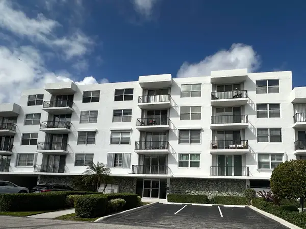 301 Croton Avenue #503, Lantana, FL 33462