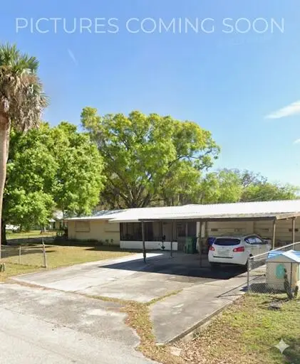 822 SE 9th Street, Okeechobee, FL 34974