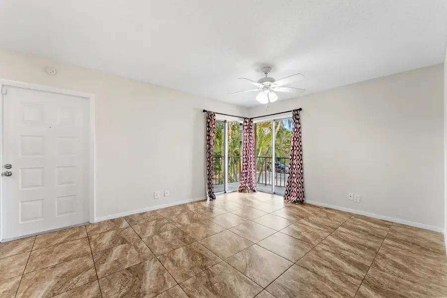 1840 Fairview Villas Drive #3, Palm Springs, FL 33406 - #3