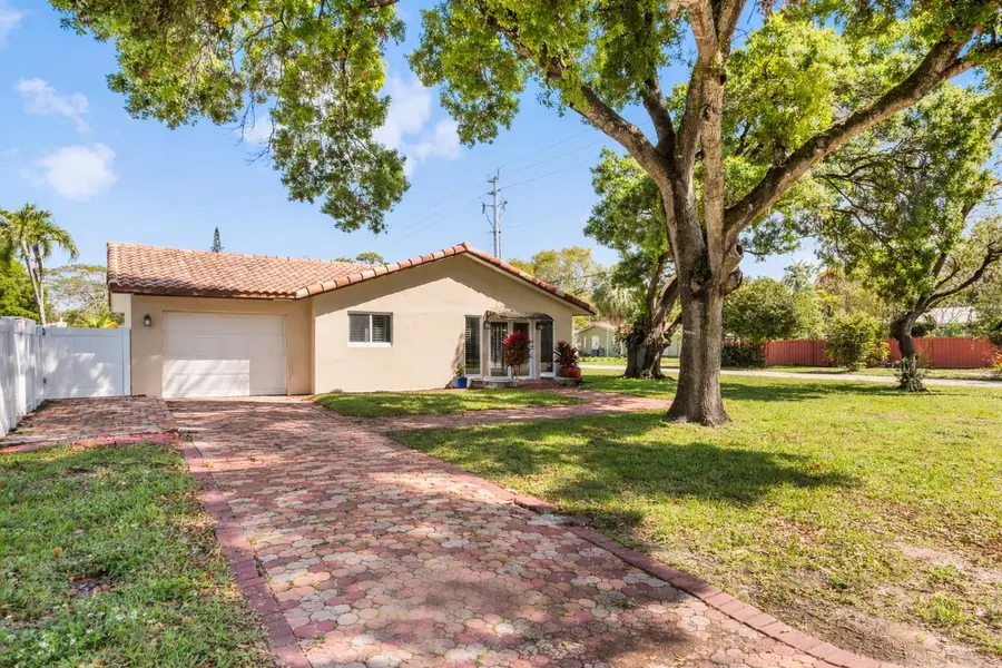 1255 SW 15th Avenue, Fort Lauderdale, FL 33312 - #3