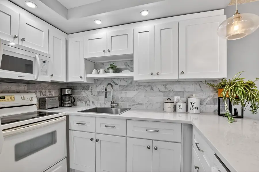 2074 Cambridge D, Deerfield Beach, FL 33442 - #2