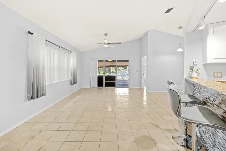 2095 Bonisle Circle, Riviera Beach, FL 33418 - #3