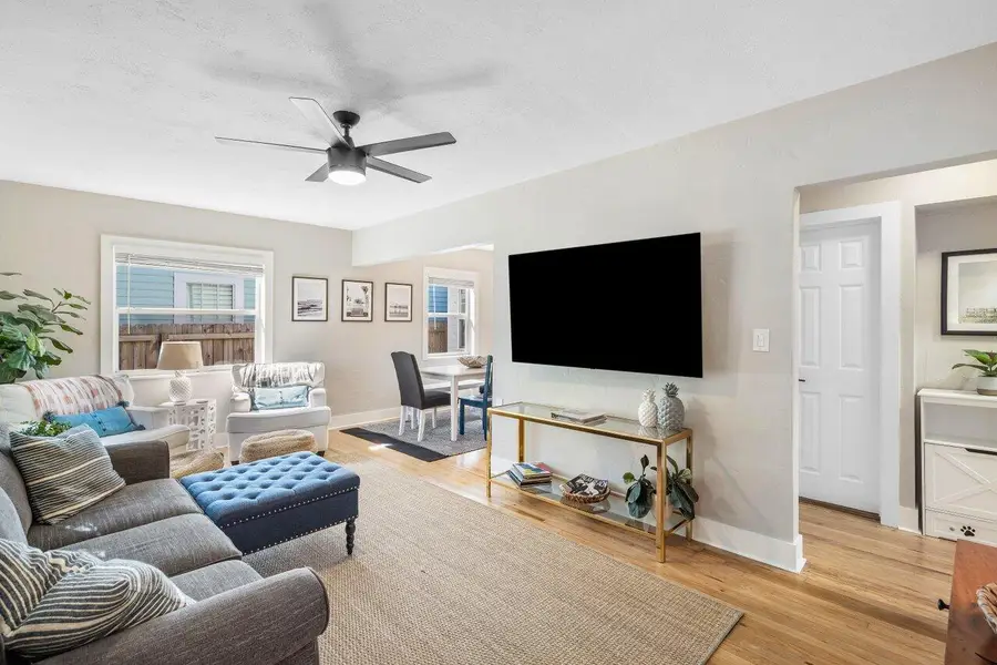 215 S Palmway, Lake Worth Beach, FL 33460 - #2