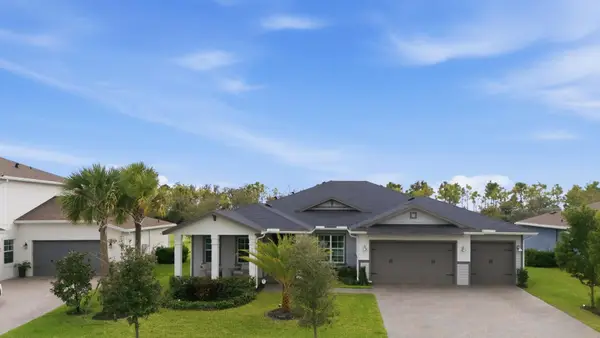 732 Hookline Circle, Loxahatchee, FL 33470