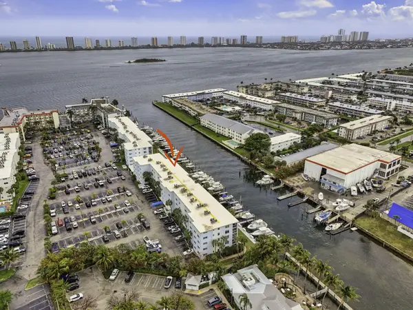 108 Paradise Harbour Boulevard #305, North Palm Beach, FL 33408