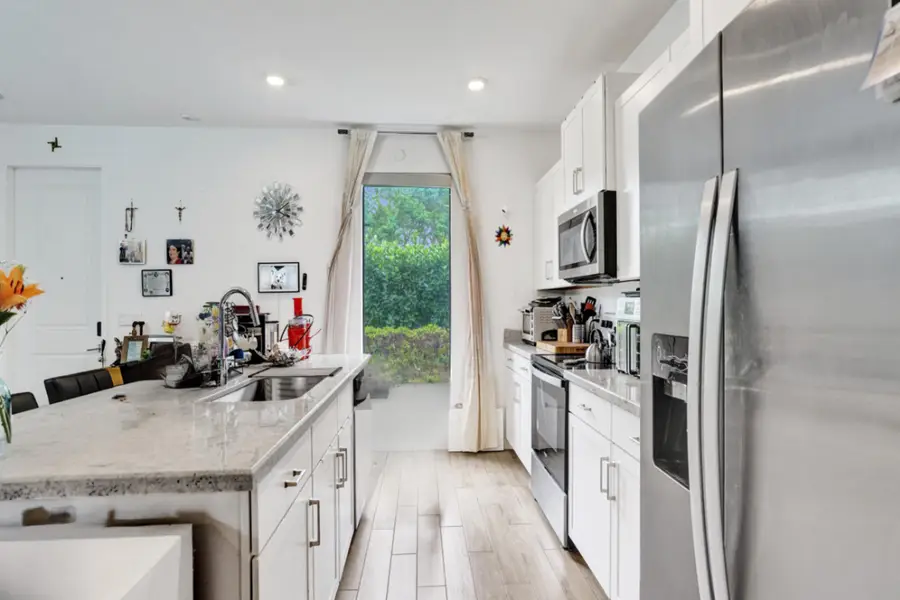 435 NW 17th Street, Fort Lauderdale, FL 33311 - #2