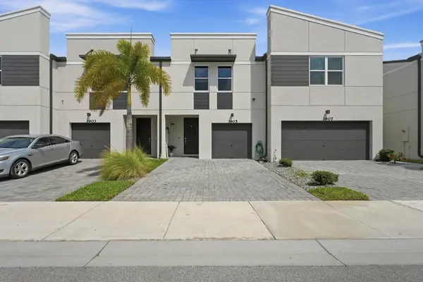 3905 SE Mentmore Lane, Stuart, FL 34997