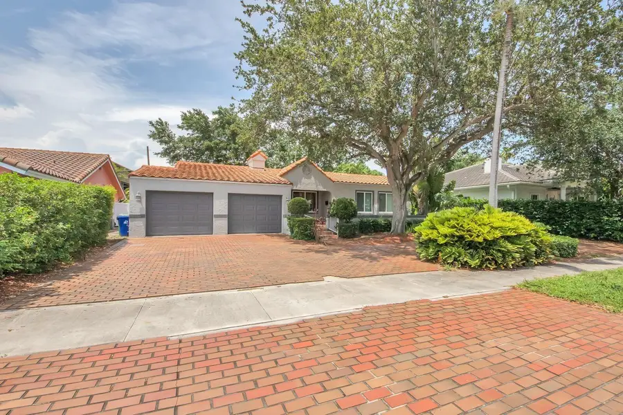 805 SE 10th Street, Fort Lauderdale, FL 33316 - #3