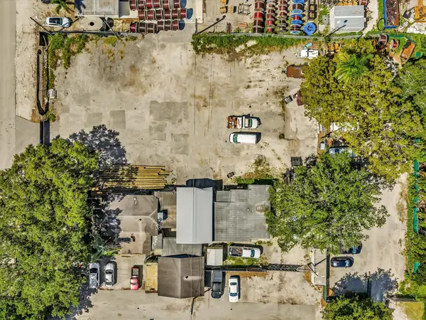 4901 SW 51st Street, Davie, FL 33314