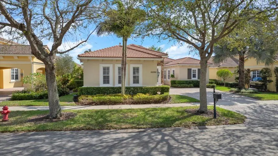 10095 SW Nuova Way, Port Saint Lucie, FL 34986 - #2