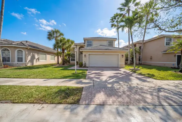 4752 NW 120th Way, Coral Springs, FL 33076