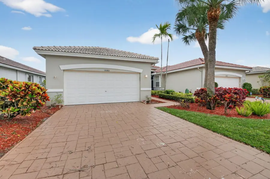 10585 Royal Caribbean Circle, Boynton Beach, FL 33437 - #3