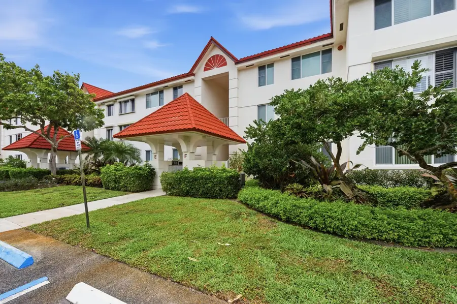 108 Half Moon Circle #F2, Hypoluxo, FL 33462 - #2