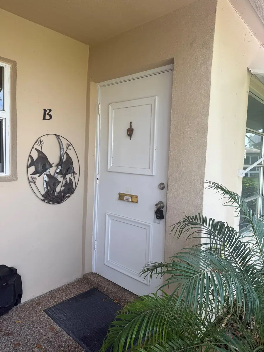 1052 North Drive #B, Delray Beach, FL 33445 - #2