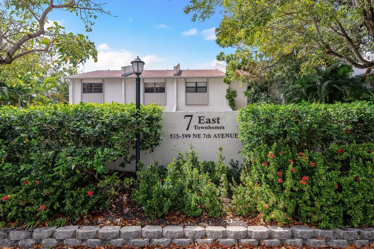 563 NE 7th Avenue, Fort Lauderdale, FL 33301 - #1