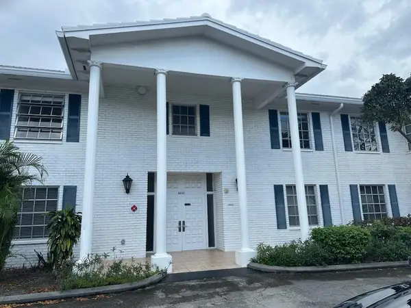 2220 NE 68th Street #1023, Fort Lauderdale, FL 33308