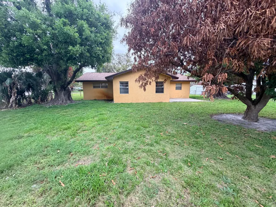 2207 Avenue O, Fort Pierce, FL 34950 - #3