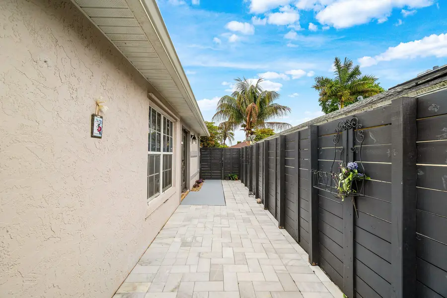 5713 Boynton Bay Circle, Boynton Beach, FL 33437 - #3