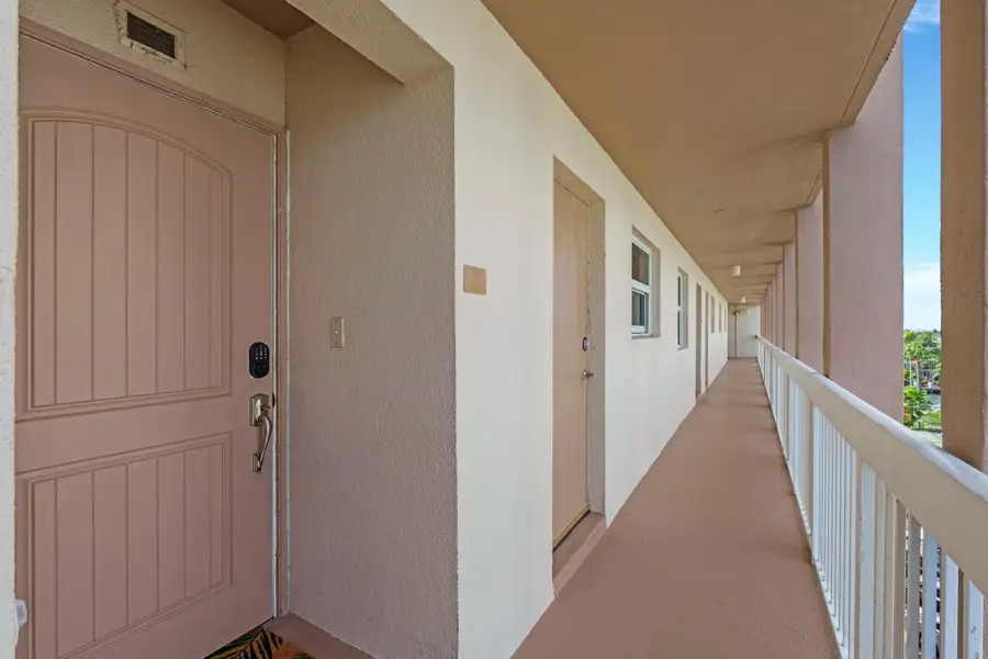 1069 Hillsboro Mile #503, Hillsboro Beach, FL 33062 - #3