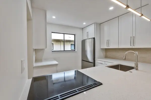 5220 Las Verdes Circle #321, Delray Beach, FL 33484