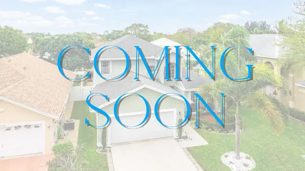 1030 Fairfax Circle W, Boynton Beach, FL 33436