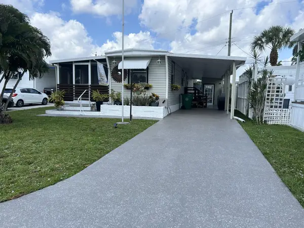 8661 SW 18th Place, Davie, FL 33324