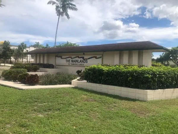 4504 NW 43rd Terrace, Tamarac, FL 33319