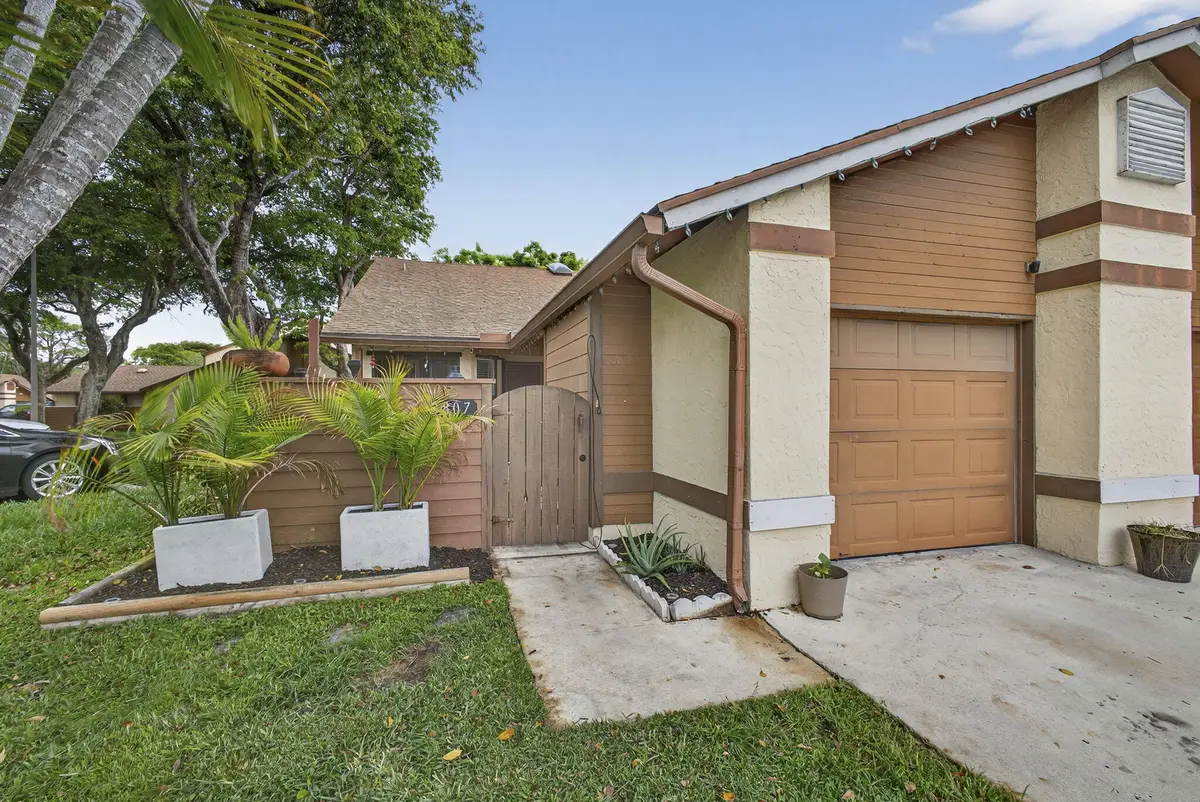 3807 Collinwood Lane, West Palm Beach, FL 33406 - #1