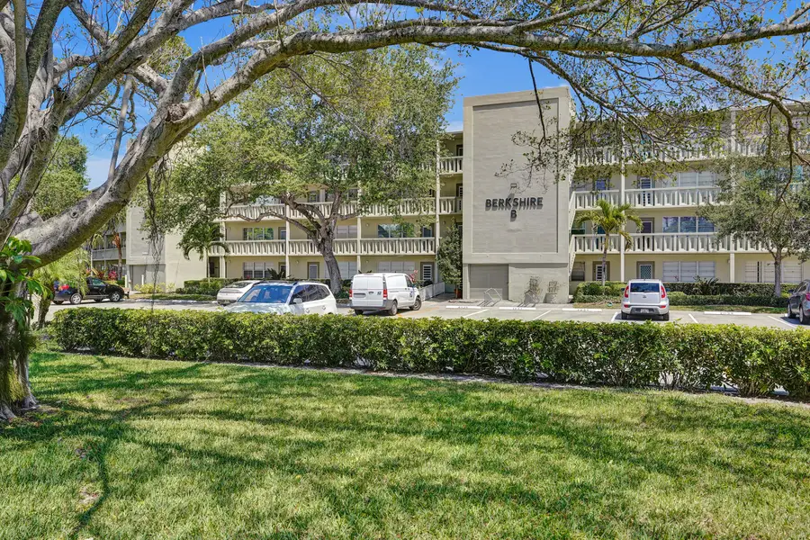 3038 Berkshire B #3038, Deerfield Beach, FL 33442 - #2
