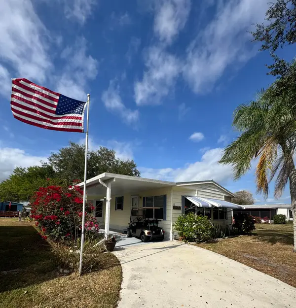 6 Grande Camino Court, Fort Pierce, FL 34951