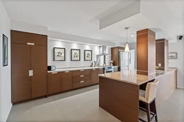 3050 NE 47th Court #402, Fort Lauderdale, FL 33308