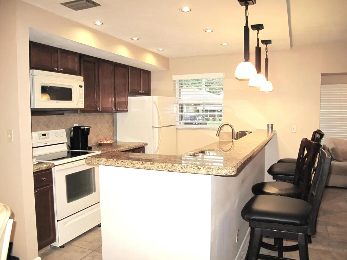 1315 SE High Point Way Way Se #B, Delray Beach, FL 33445 - #1